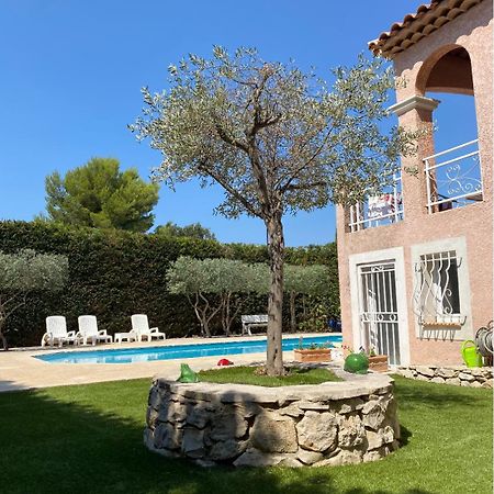 T3 Avec Jardin Et Piscine Privee Διαμέρισμα Velaux Εξωτερικό φωτογραφία
